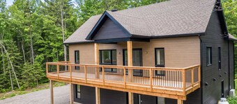 Spa, Pool Table & Comfort | Chalet le Barista