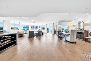Interior - 🏖️Luxury 30A | Private Beach | Gulf Views | Bikes-Viridian 201☀️ (Santa Rosa Beach)