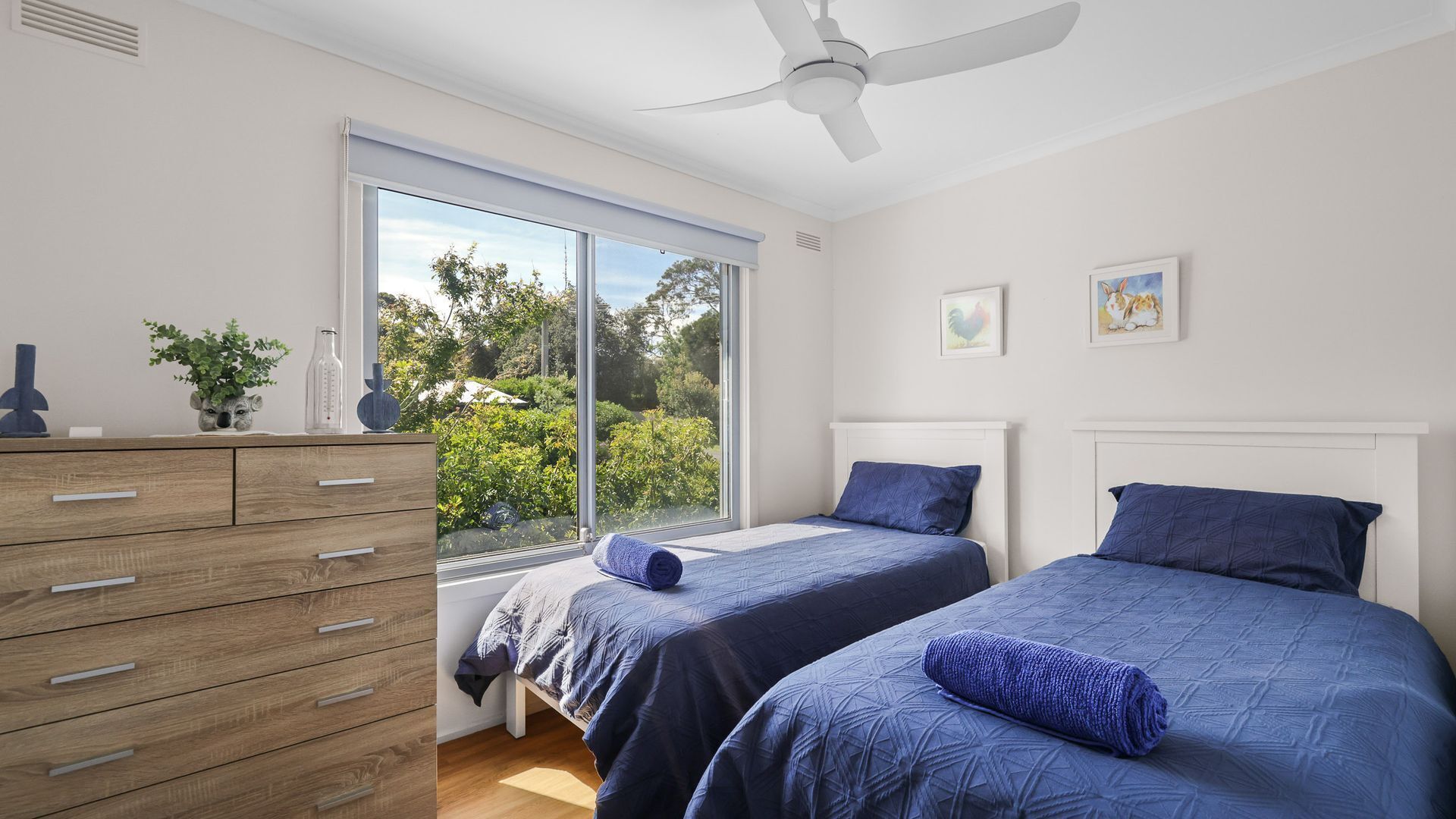 Tabla de planchar con plancha, cuna de viaje, Internet