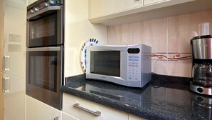 Apartment | Private kitchen - Apartment in Nerja Near Sandy Beach (Nerja)