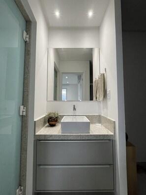 Estúdio superior | Banheiro