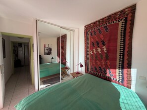 1 bedroom, iron/ironing board, Internet, bed sheets - Large F2 SAINT-RAPHAËL (Saint-Raphaël)