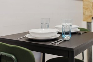 تناول الطعام