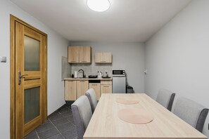 Apartamento clássico, para não fumantes, ar-condicionado | Cozinha privada