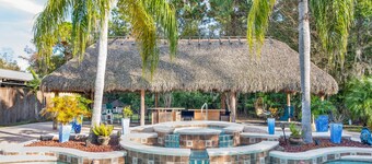Grand Tropical Escape! Pool, Spa, & Tiki Lounge
