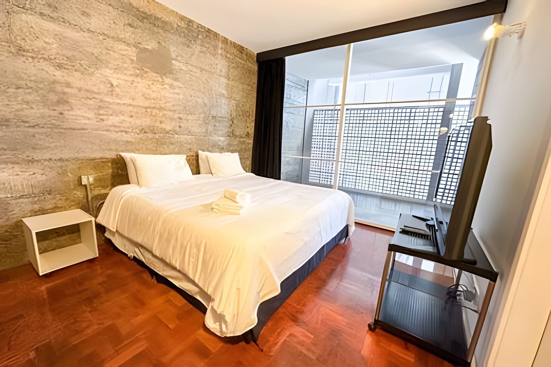 Traditional Apartment | Blackout curtains, iron/ironing board, free WiFi