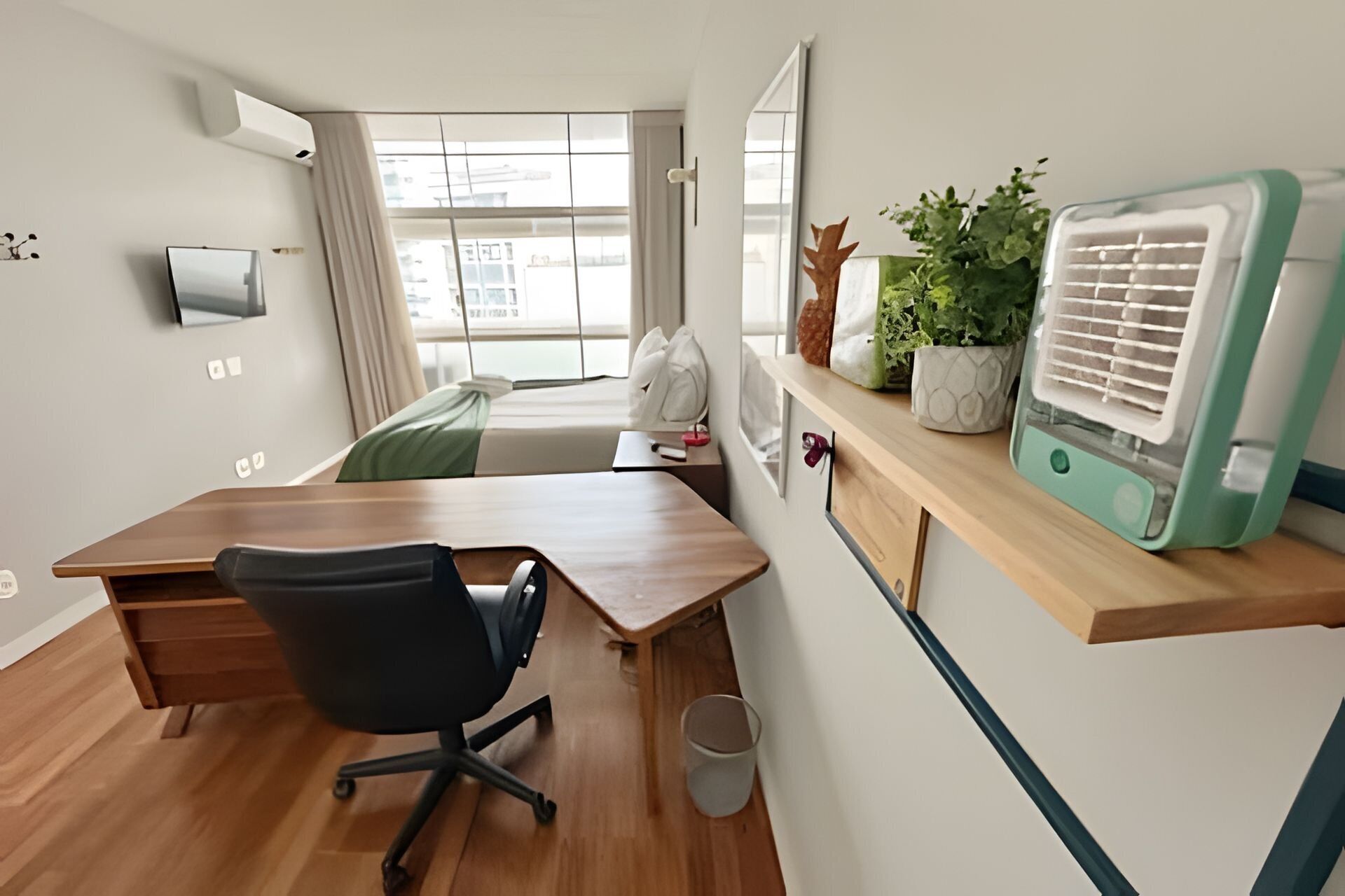 Basic Apartment | Blackout curtains, iron/ironing board, free WiFi