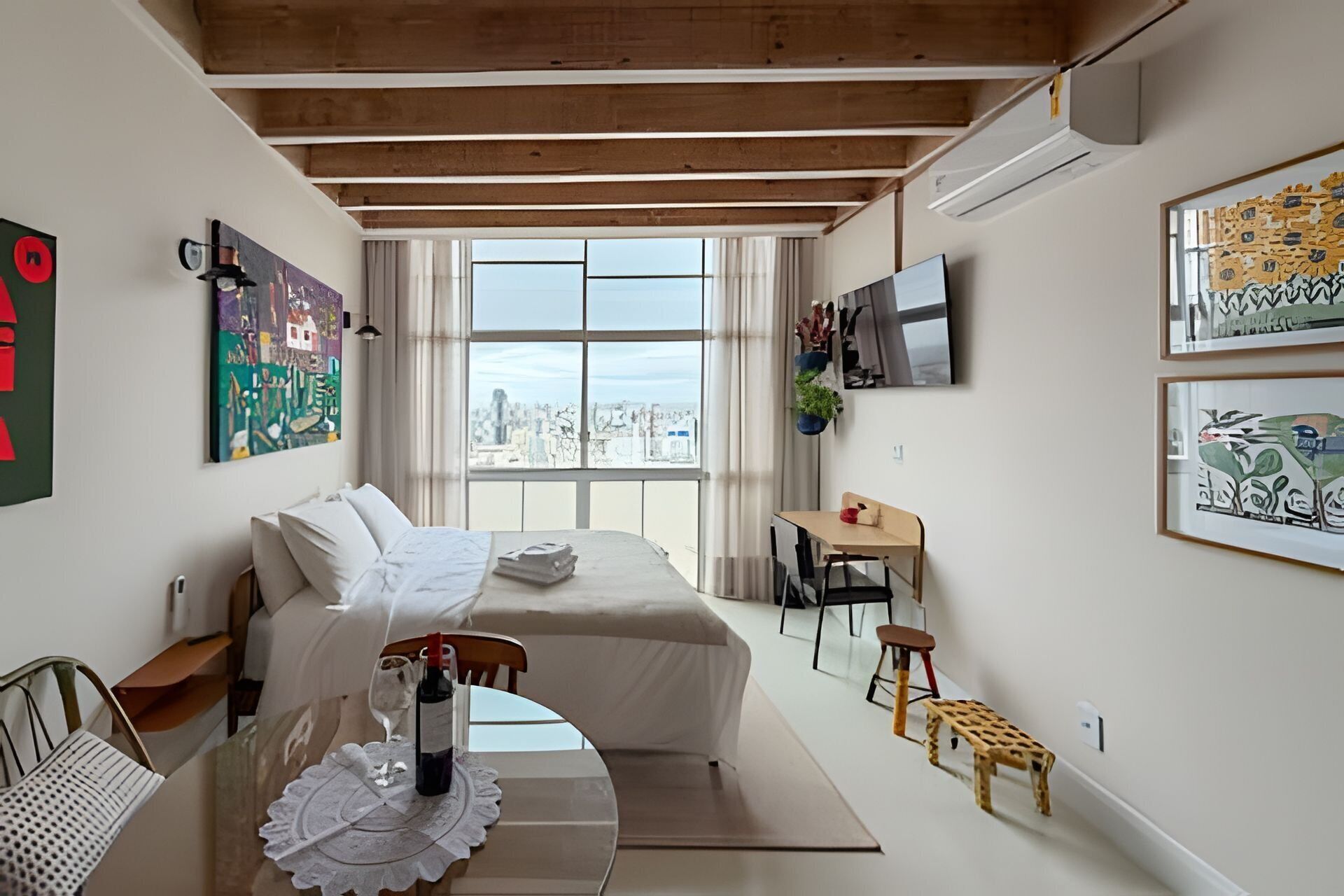 Apartamento básico | Cortinas blackout, ferros/tábuas de passar roupa, Wi-Fi de cortesia