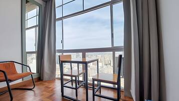 Basic Apartment | Interior