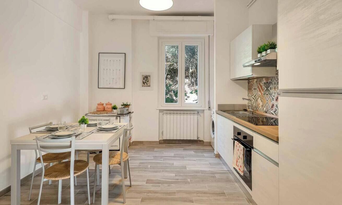 Kühlschrank, Geschirrspüler, Toaster