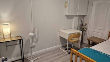 Room, 1 Bedroom | 1 bedroom