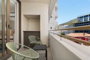 Property grounds - Dolce Vita | Lion’s Head Balcony Views (Cape Town)
