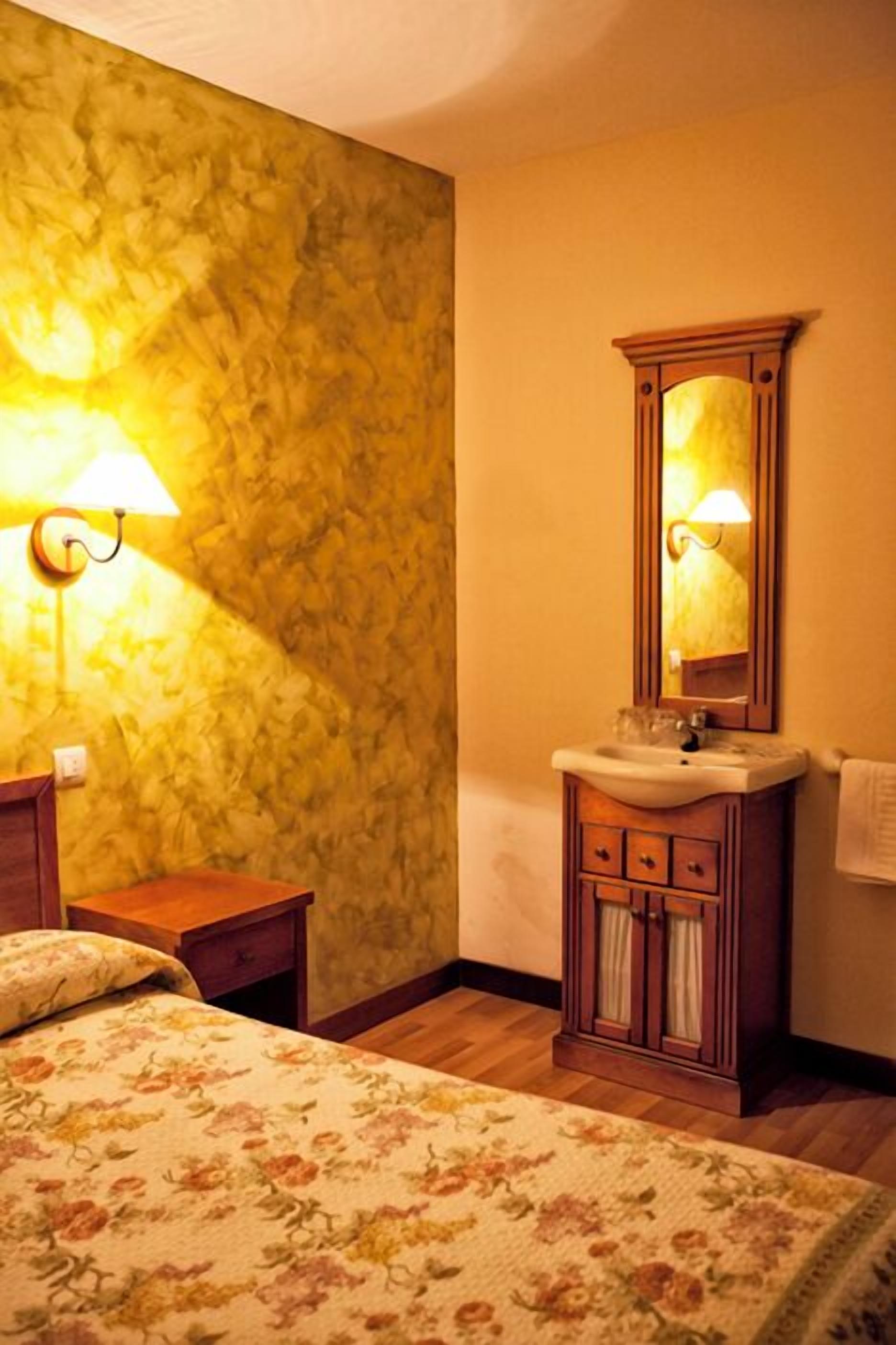 Quadruple Room | In-room safe, free WiFi