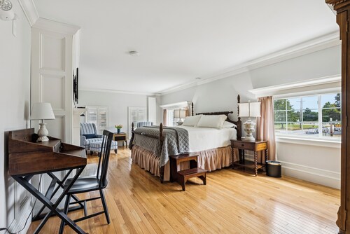 Mayville Union House