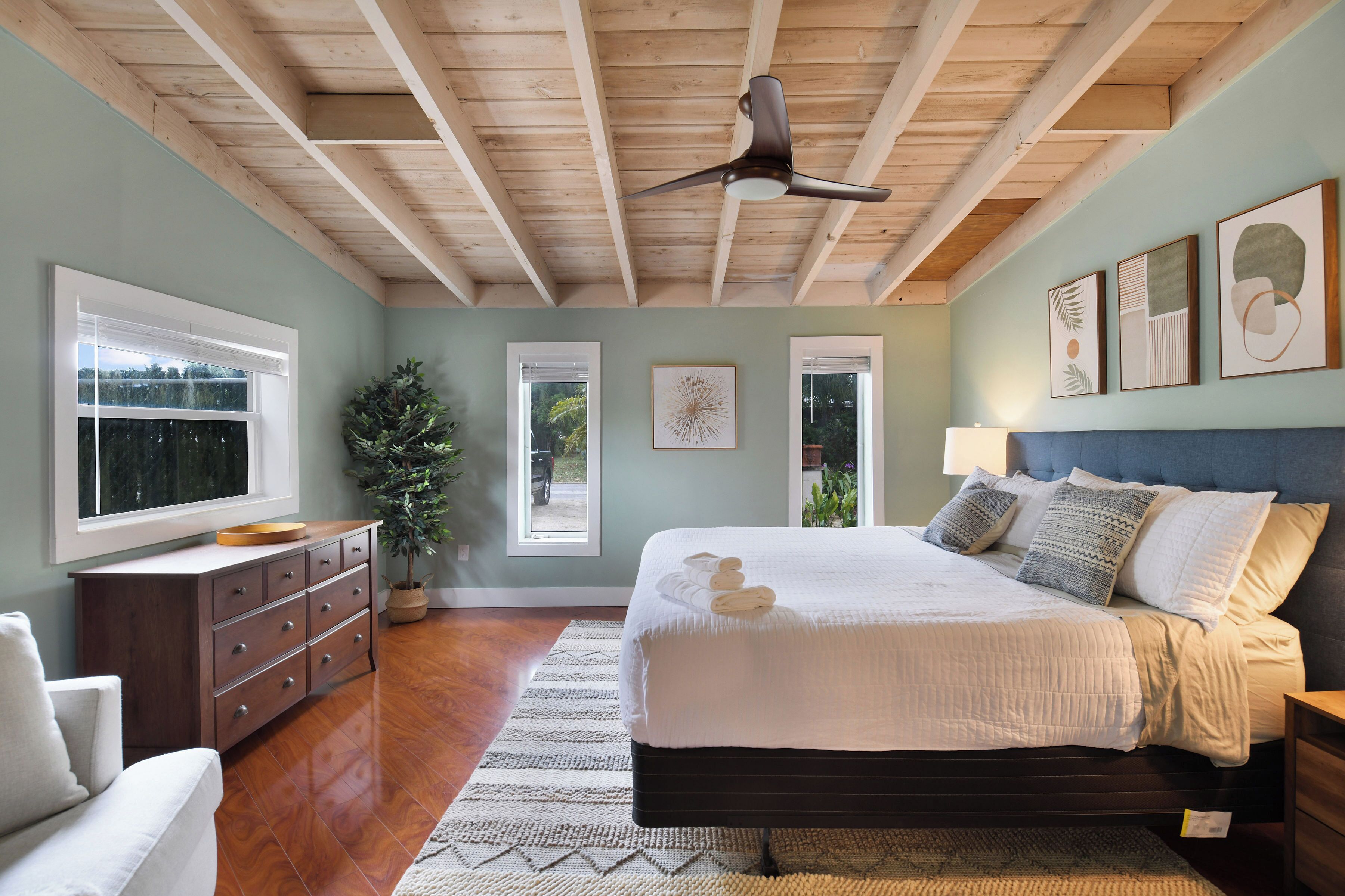 3 chambres, bureau, fer et planche à repasser, Wi-Fi gratuit