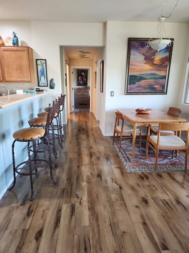 Open, inviting condo with views and privacy!