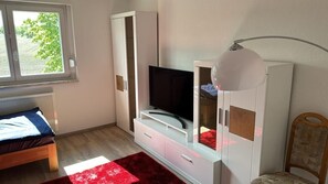 Living area - NEW! Vacation apartment Elsteraue OG left (Elsteraue)