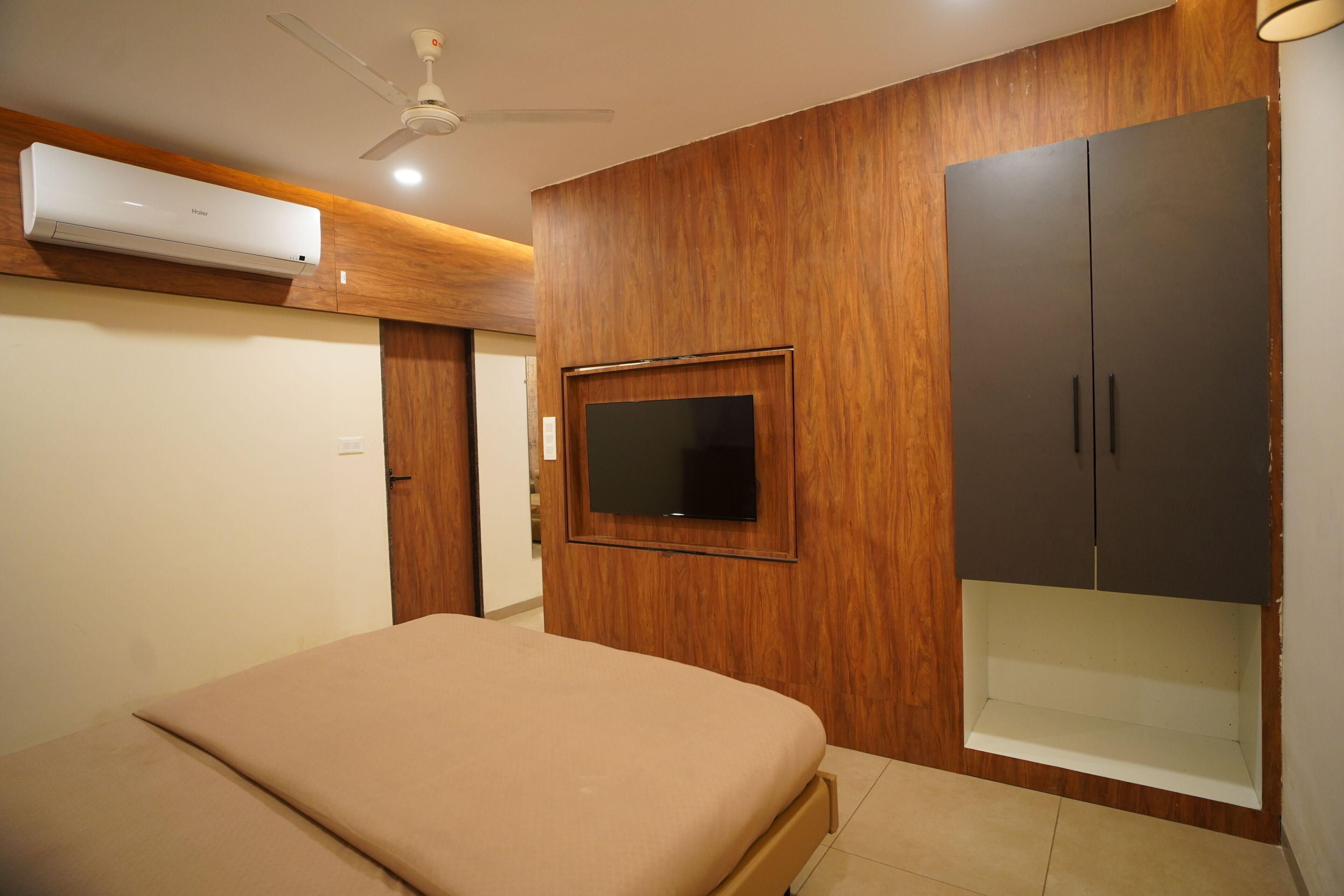 Habitación Deluxe doble | Escritorio y espacio para trabajar con un portátil