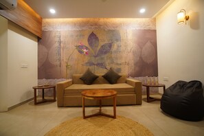 Living area - RAAHI HOMESTAY (Ujjain)