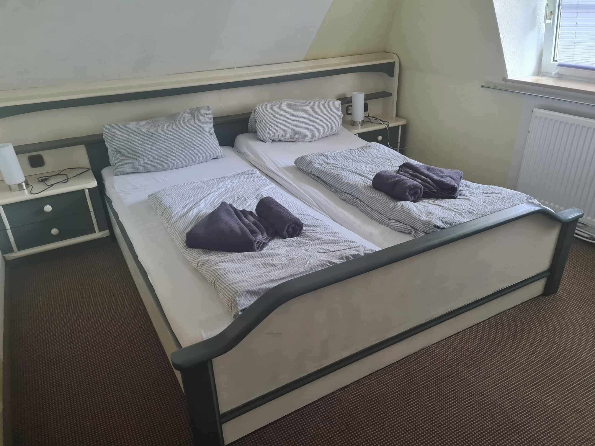 Cots/infant beds, free WiFi, bed sheets