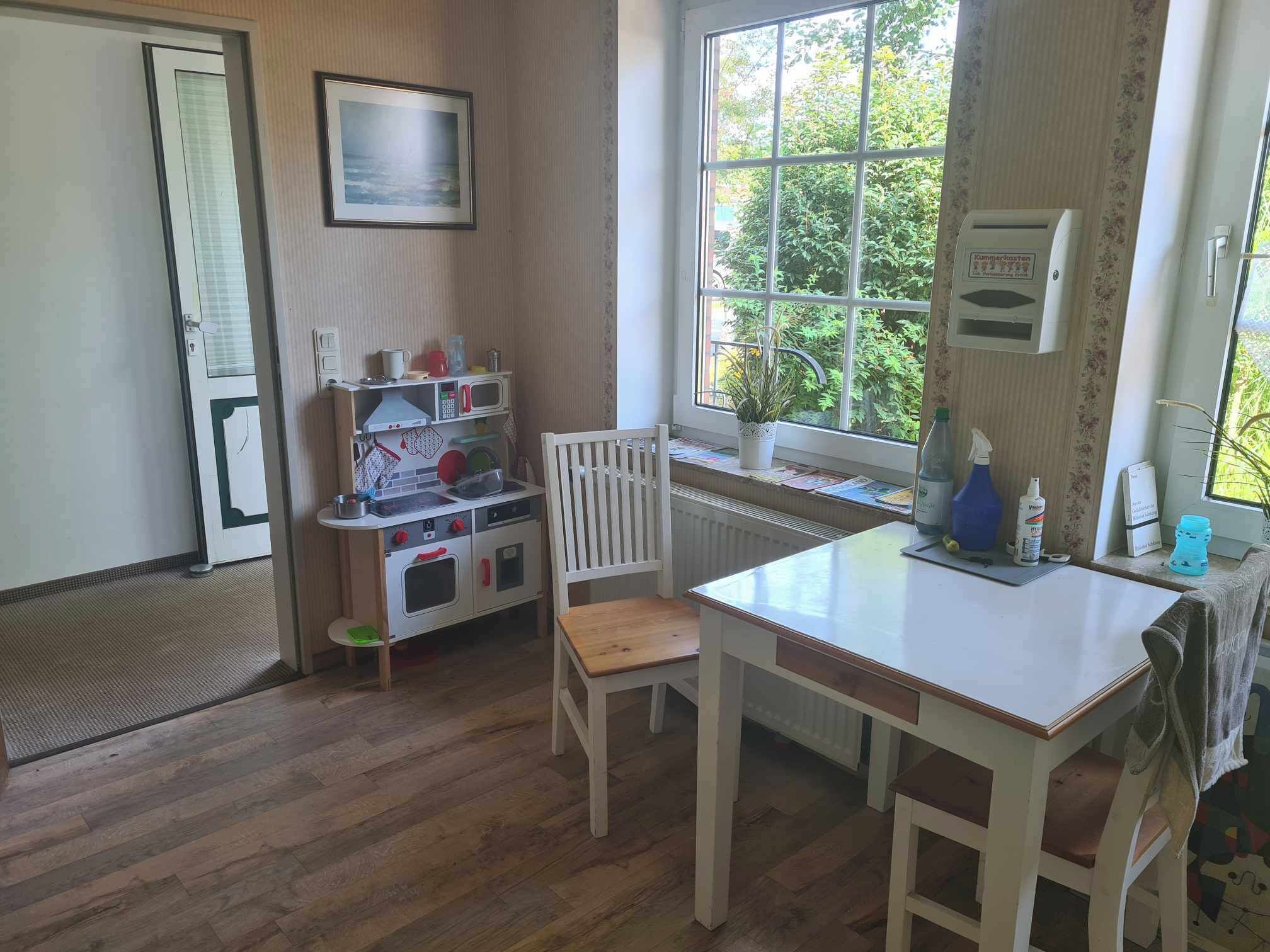 Fridge, microwave, high chair