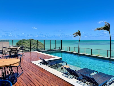 Hyde Park Premium - by Living