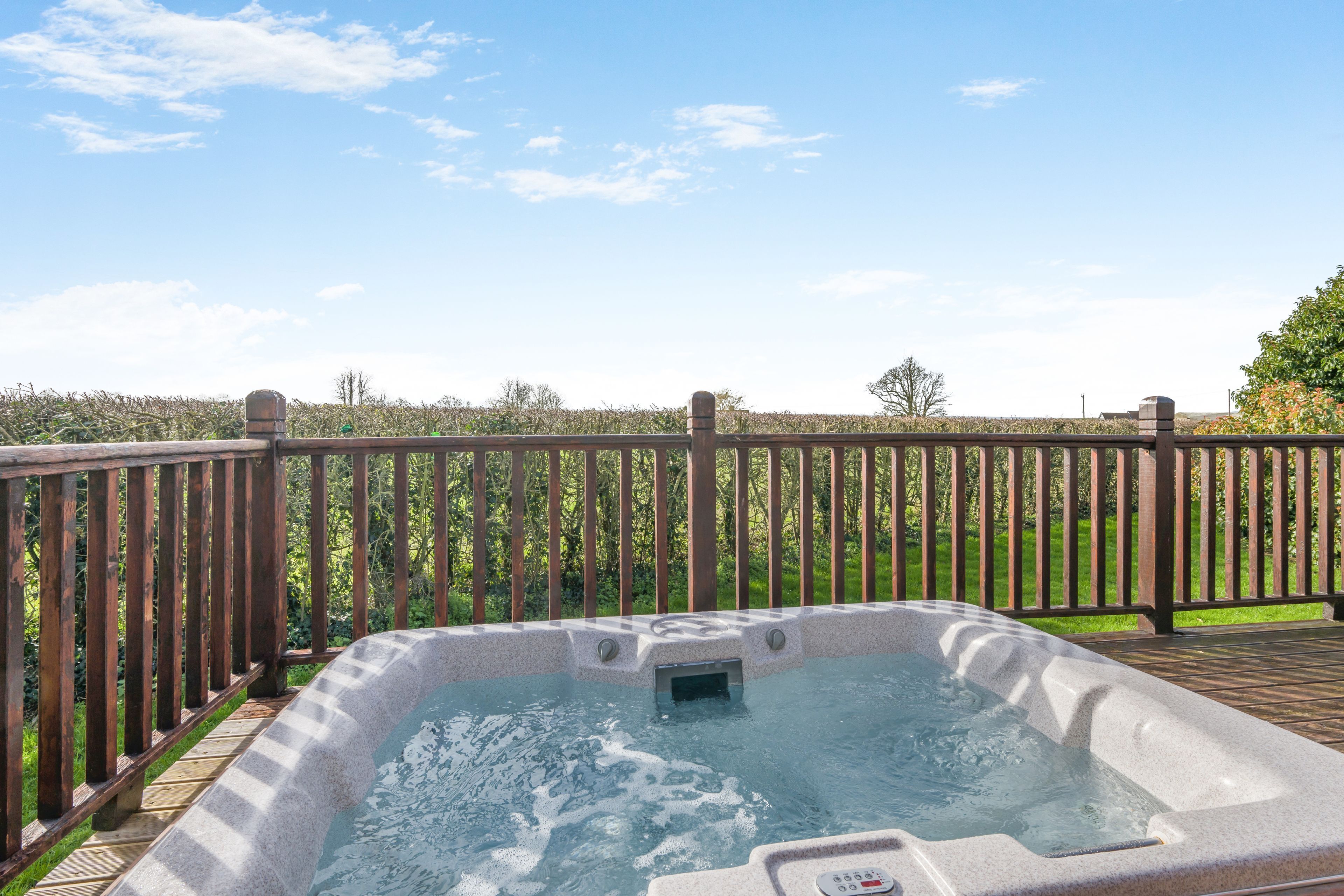 Bain à remous extérieur