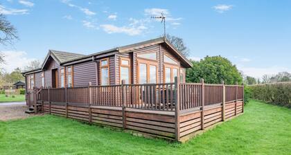 Field View 2 bed - Hazel - sleeps 6 guests in 2 bedrooms