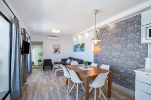 Dining - Casa Hana: Spectacular Ocean Views, Wi-Fi & Air Conditioning in Mogán (Mogán)