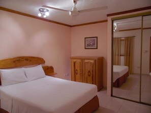 3 sovrum, gratis wi-fi och sängkläder