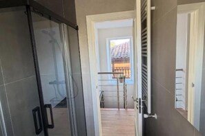 Interior - Renovated rural house ideal for families, friends or couple getaways. (Cudillero)