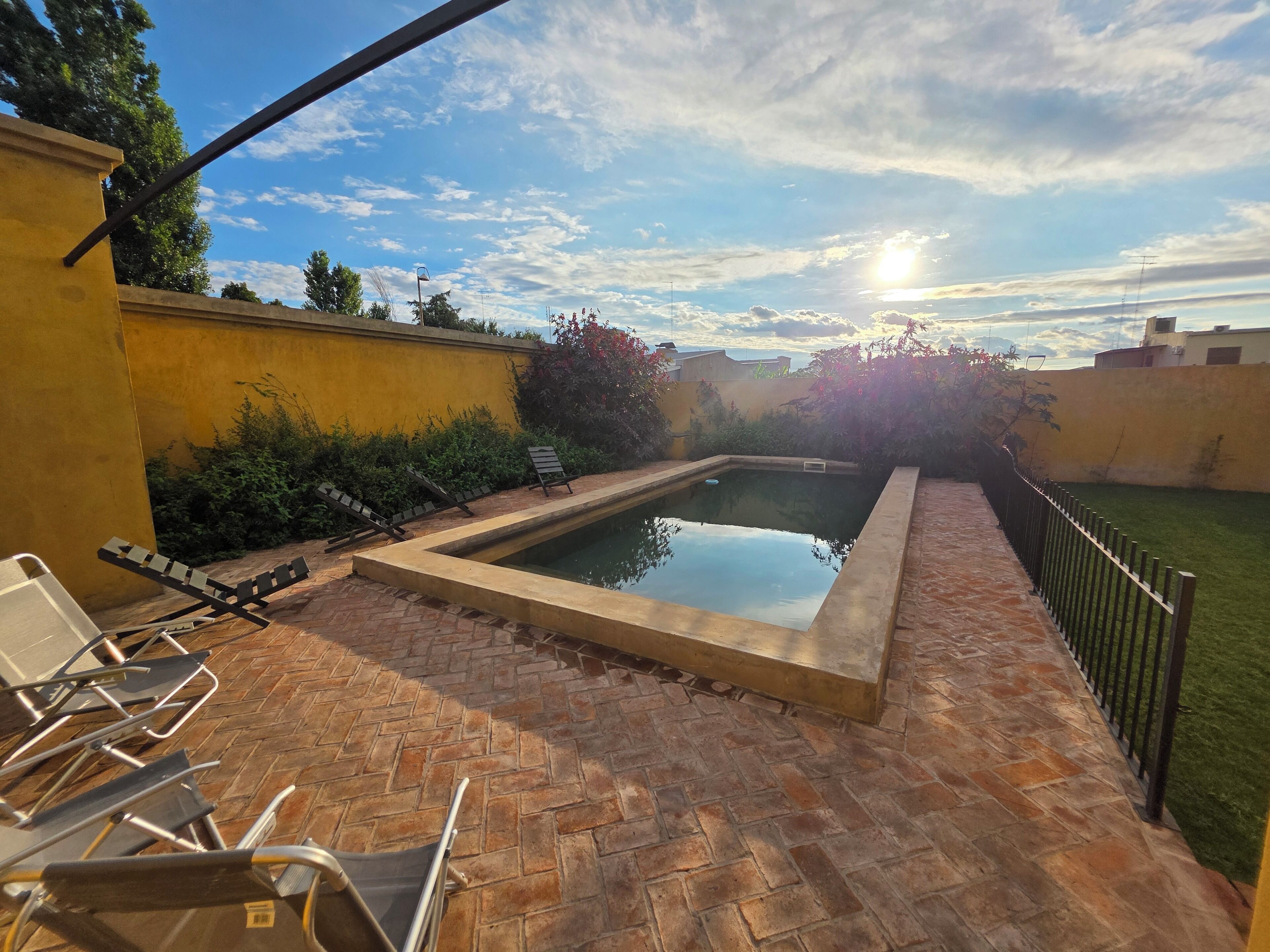 Piscine extérieure (ouverte en saison)