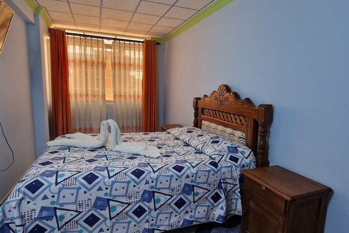 Habitación cuádruple Confort, vistas a la ciudad | Wifi gratis