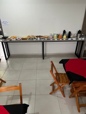 تناول الطعام