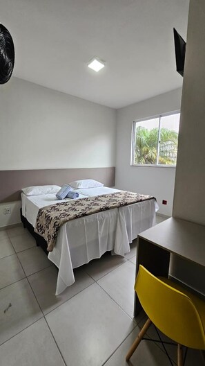 Wifi gratis y ropa de cama 