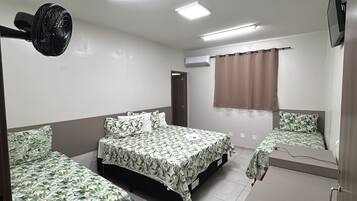 Luxury Suite (fan, air conditioning) | Wifi gratis y ropa de cama
