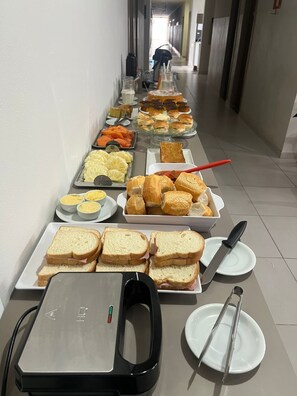 Camera Standard con letto matrimoniale o 2 letti singoli | Ristoranti