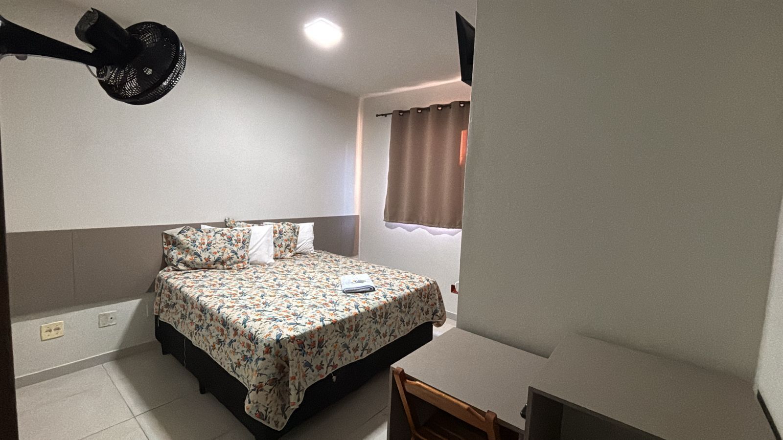 Free WiFi, bed sheets