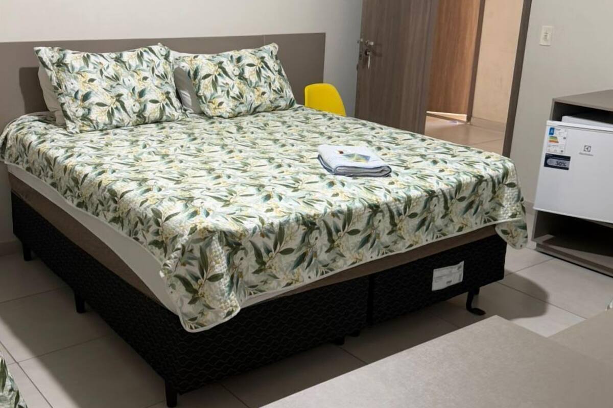 Luxury Suite (1 double bed, fan, air conditioning) | Ücretsiz kablosuz İnternet, çarşaf takımı 