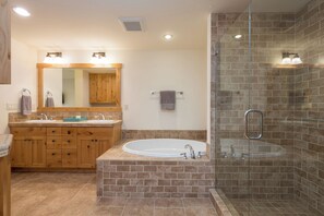 Hair dryer, towels - New Listing! Condo with Elkhorn Amenities, Fireplace and Grill! (Sun Valley)