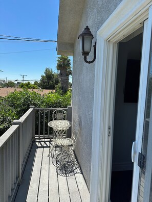 Outdoor dining - Safe clean (Los Angeles)