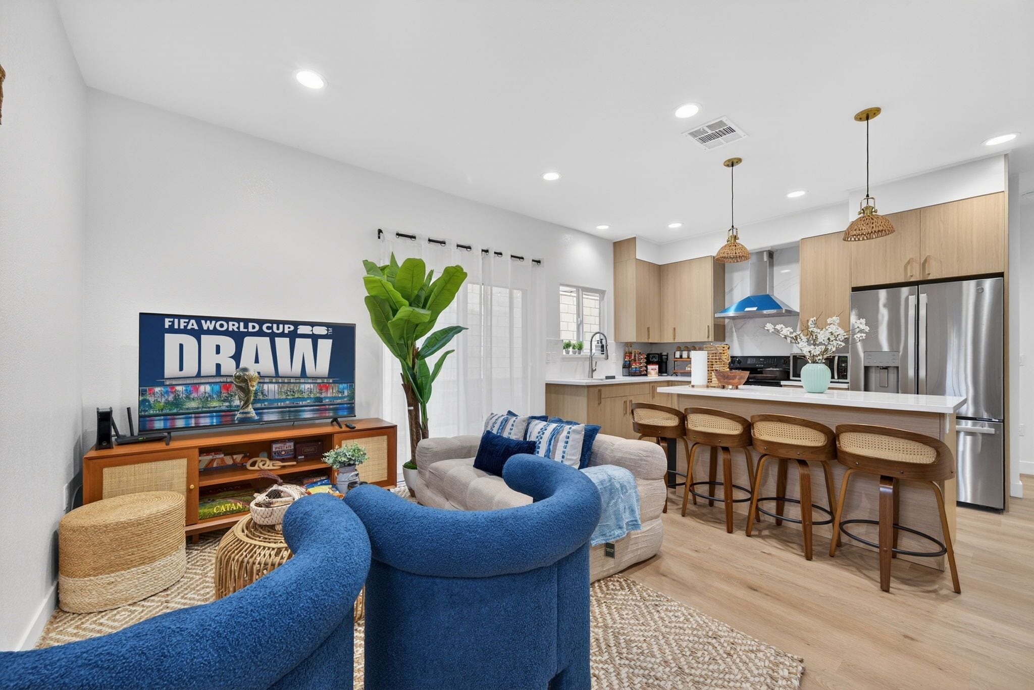 Smart TV, foosball, table tennis