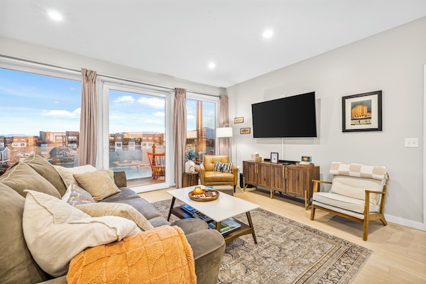 Main living room area