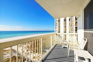 Property grounds - Pelican Beach Resort · Ocean Views | 3 Pools, Hot Tub, Courts, Gym & Balcony (Destin)