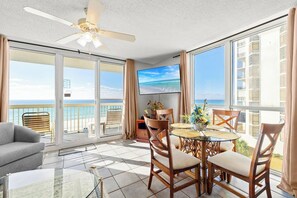 Interior - Pelican Beach Resort · Ocean Views | 3 Pools, Hot Tub, Courts, Gym & Balcony (Destin)