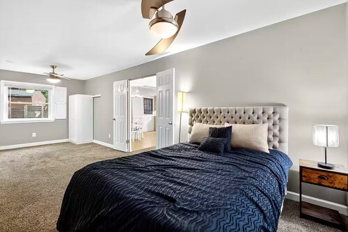 Cozy, Convenient, Centrally Located Newark Rancher