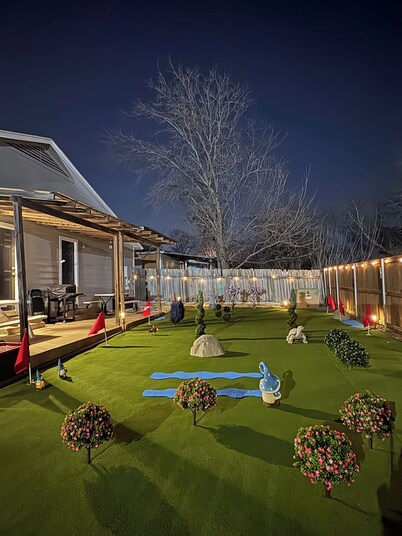 Sports Lovers Backyard - 12 mins to DT