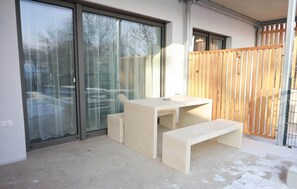 Outdoor dining - Apartments Kellergasse - Blue Apartment (Purbach am Neusiedlersee)