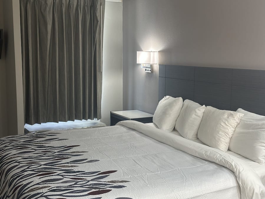 Desk, blackout curtains, free WiFi, bed sheets