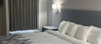 红屋顶酒店梅迪亚